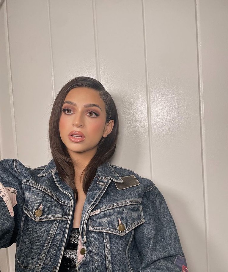 Josie Totah Josie Totah salah satu artis hollywood yang transgender.