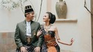 Pernikahan tinggal menghitung hari&comma; Belva Devara dan Sabrina Anggraini jalani pemotretan prewedding pakai adat Jawa&period; Yuk&comma; intip&excl;