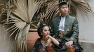 Pernikahan tinggal menghitung hari&comma; Belva Devara dan Sabrina Anggraini jalani pemotretan prewedding pakai adat Jawa&period; Yuk&comma; intip&excl;