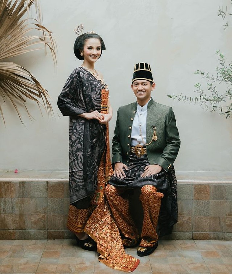 Prewedding Belva Devara & Sabrina Anggraini Pernikahan tinggal menghitung hari, Belva Devara dan Sabrina Anggraini jalani pemotretan prewedding pakai adat Jawa. Yuk, intip!