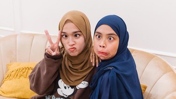 NGEVLOG BARENG RIA RICIS