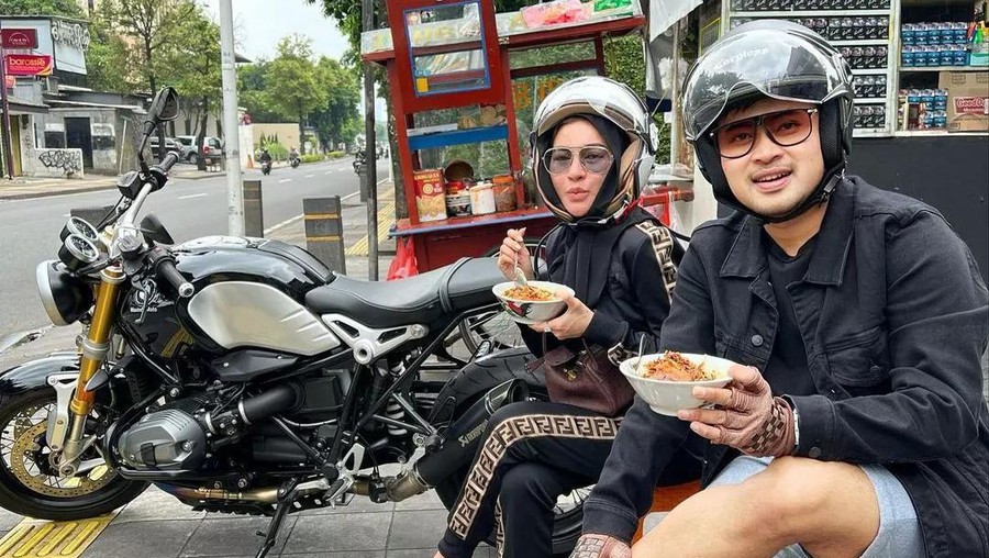 Shandy Purnamasari dan Gilang Pramana