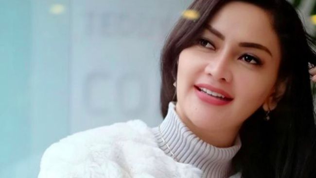 Pihak influencer Sisca Mellyana menilai bila follower terbujuk mengikuti situs diduga judi online yang mereka promosikan adalah risiko masing-masing.