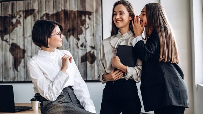 Mungkin Nggak sih Kita Bisa Deteksi Kantor Toksik Sejak Hari Pertama Kerja? Mungkin Nggak sih Kita Bisa Deteksi Kantor Toksik Sejak Hari Pertama Kerja?