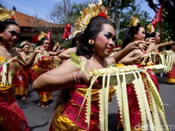 Tari Pendet Berasal dari Bali, Yuk Simak 5 Fakta Uniknya