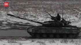 VIDEO: Ukraina Balas Rusia Gelar Latihan Militer di Perbatasan