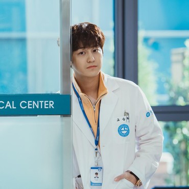 5 Drama Korea Rating Tertinggi Sepanjang Februari 2022