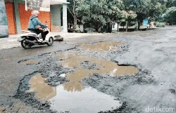 Jalan Provinsi Rusak Parah, DPRD Cianjur: Perbaiki Jangan Hanya Ditambal!