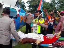 Penampakan Helikopter Kapolri untuk Jemput Bocah Rembang Penderita Tumor