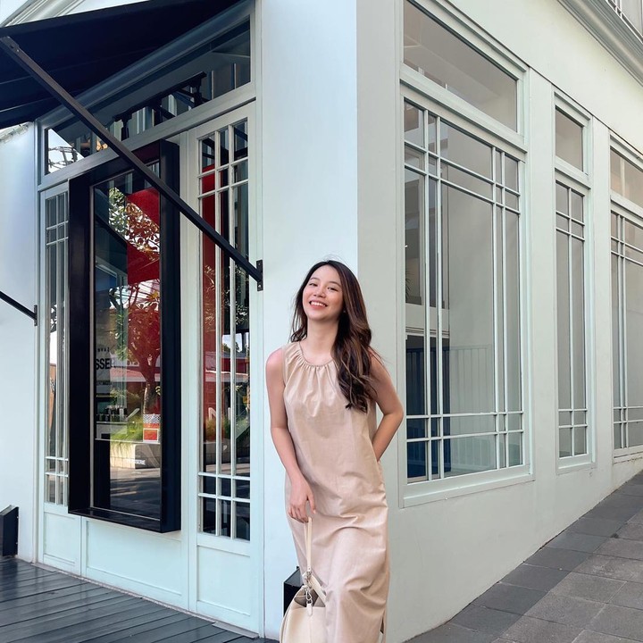 <p>Eveline Pribadi mengikuti audisi iklan tersebut ketika masih berusia 10 tahun. Gadis dari Malang itu mencoba untuk debut sebagai aktris. (Foto: Instagram @eveline.pribadi)</p>