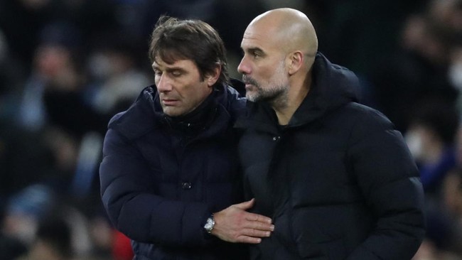 Pelatih Tottenham Hotspur Antonio Conte melakukan sindiran pedas kepada pelatih Manchester City, Pep Guardiola.