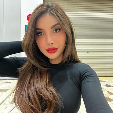 Millen Unggah Foto Bareng Diduga Eks Suami Nindy, Baru Semenit Udah Dihapus