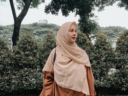 Tampil Berhijab, Paula Verhoeven Minta Didoakan Dapat Hidayah