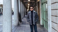 <p>Meski jarang terekspose, cucu Sri Sultan Hamengkubuwono X rupanya cukup dikenal di Instagram. Ia telah mengantongi 3 ribu followers di Instagram. Marrel kerap mengunggah potret aktivitasnya ketika sedang balapan, hingga saat bersantai di kesehariannya. (Foto: Instagram @marrel.sk) </p>