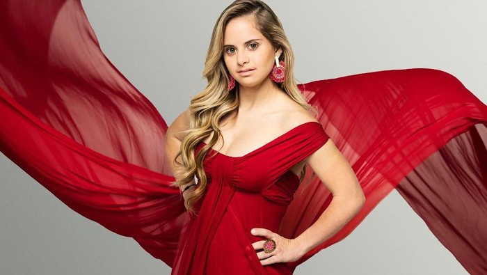 Fakta tentang Sofia Jirau Model Down Syndrome Pertama Victoria's Secret