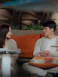 Kilas Balik Momen Romantis Son Ye Jin Dan Hyun Bin Di Drakor Crash ...