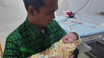 KELAHIRAN PUTRA KEDUA UAS