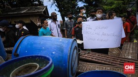 FOTO: Aksi Mogok Produksi Perajin Tahu dan Tempe
