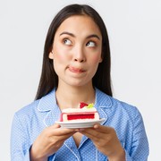 Catat, Ini Pola Makan yang Dianjurkan Bagi Pasien Isoman Terpapar Covid Omicron!