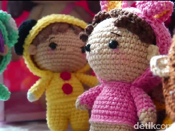 Wow! Boneka Rajut Lumajang Tembus Pasar Singapura hingga Brunei Darussalam