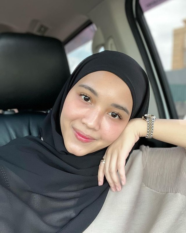 Fati Indraloka Istri Babe Cabita