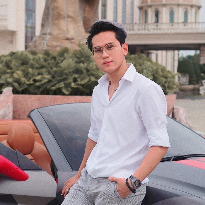 Indra Kenz, Crazy Rich Medan Indra Kenz, Crazy Rich Medan