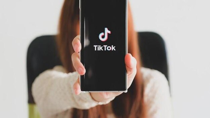 Viral, Ini Kronologi Content Creator Tiktok Pattra 'Bapak Online' yang Diduga Hampir Perkosa Perempuan! Viral, Ini Kronologi Content Creator Tiktok Pattra 'Bapak Online' yang Diduga Hampir Perkosa Perempuan!