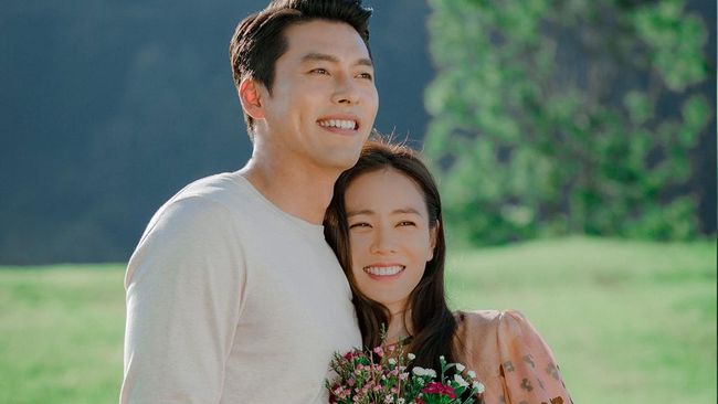 Son Ye-jin mengabarkan dirinya hamil anak pertamanya dengan Hyun Bin.