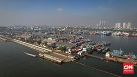 DKI Anggarkan Rp595 Miliar Bangun Tanggul Pantai Demi Cegah Banjir Rob