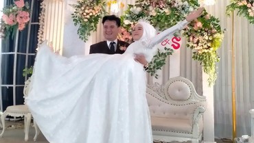 Babysitter Diduga Pelakor Pernikahan Mawar AFI Masih 19 Tahun?