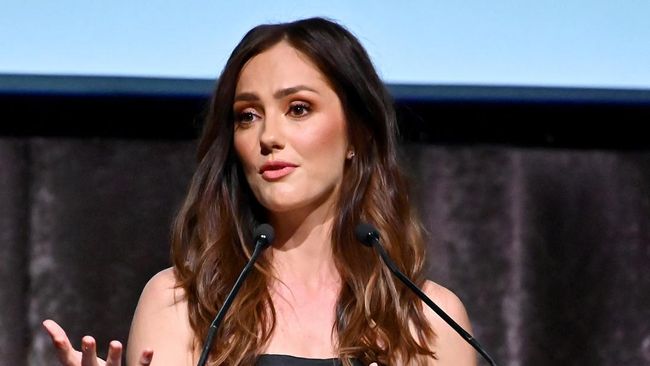 Minka Kelly Beberkan Alasan Tolak Adegan Telanjang di Euphoria