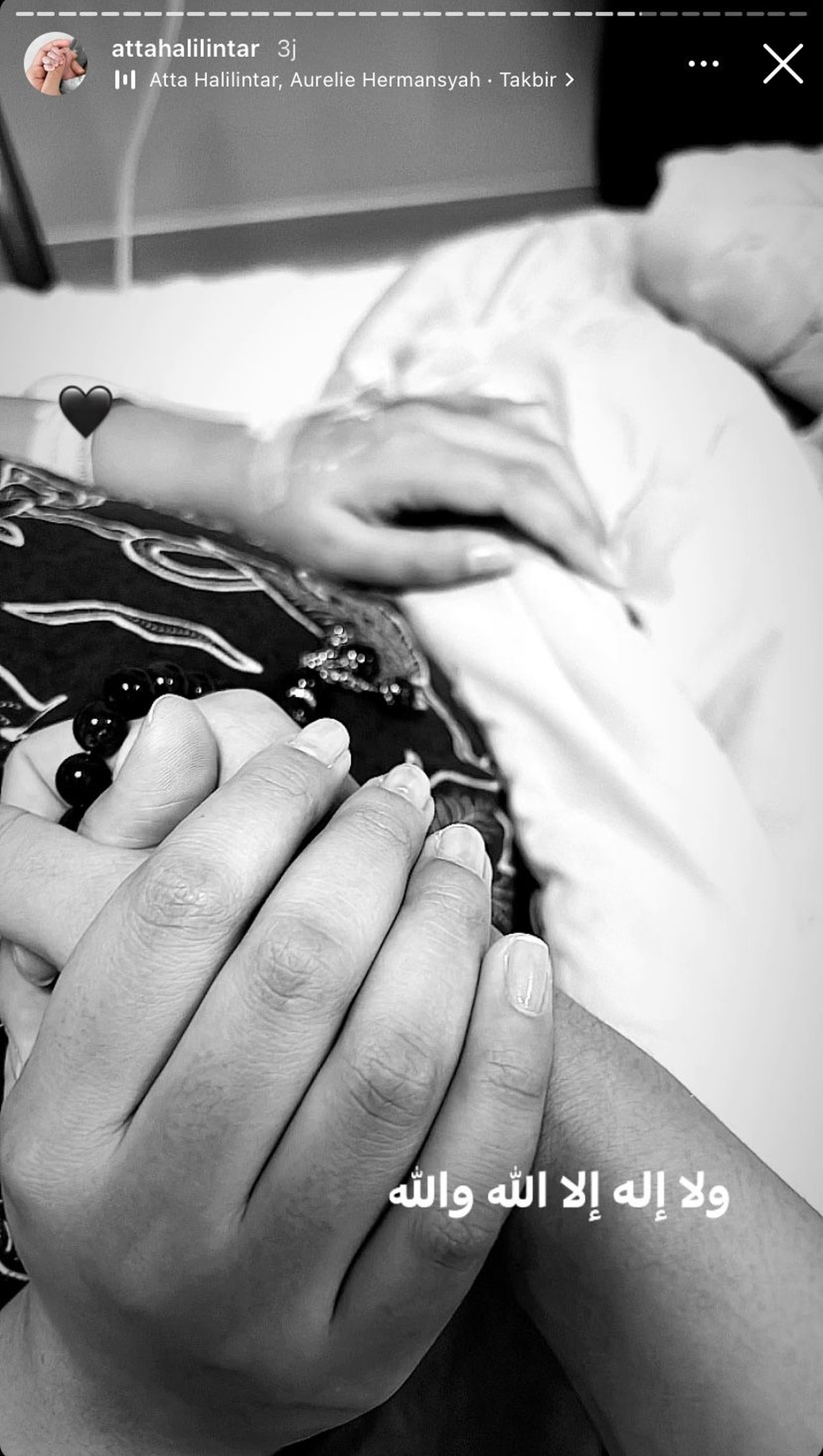 Atta Halilintar dan Aurel Hermansyah telah dikaruniai anak pertama pada Selasa &lpar;22&sol;2&rpar;&period; Yuk&comma; kita intip momen haru lahirannya&excl;