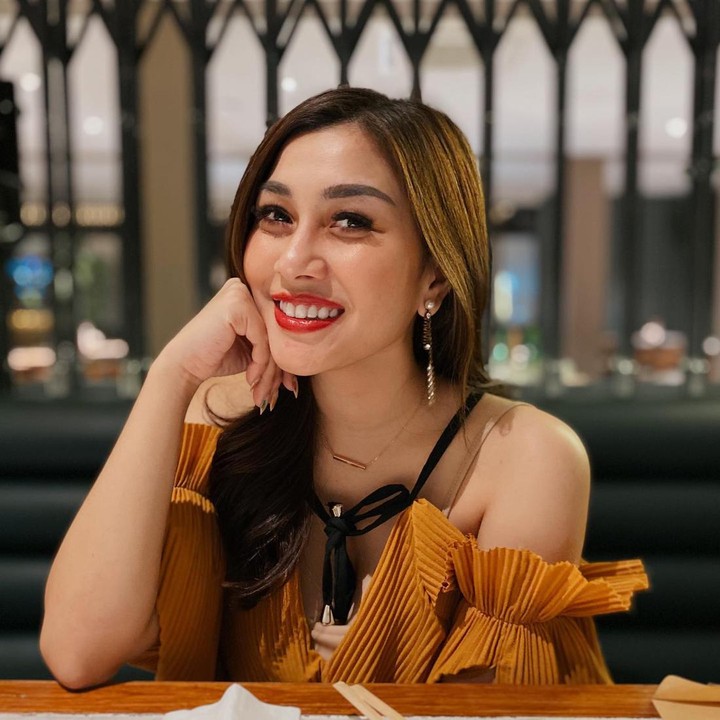 <p>Sebelumnya, Niss]ya sempat dicibir karena menumpang hidup bersama Raffi Ahmad. Ia tinggal di rumah Raffi Ahmad sebelum menikah dengan Nagita Slavina. Namun kini, Nisya membuktikan dirinya juga bisa sukses seperti sang kakak. (Foto: Instagram @nissyaa)</p>