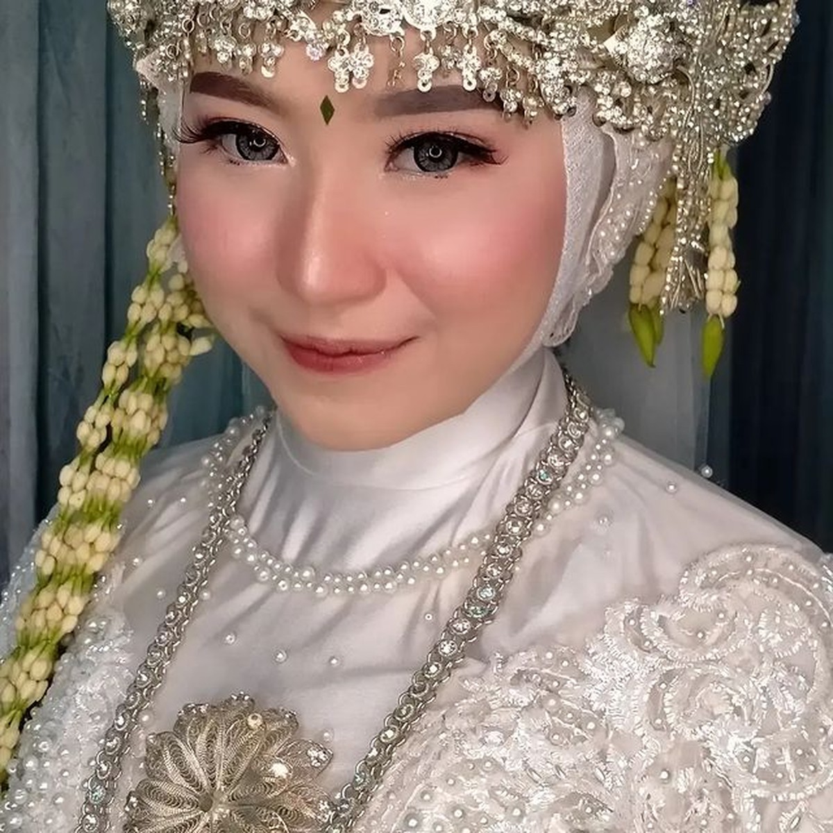 Beredar foto pernikahan diduga mantan suami Mawar AFI dan babysitter selingkuhannya&period; Yuk&comma; intip potretnya&excl;