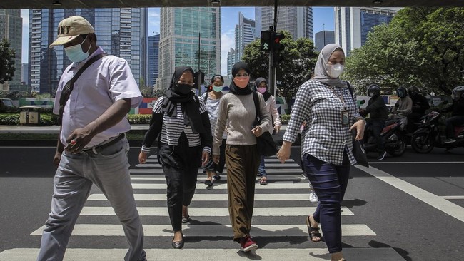 Pemerintah memperpanjang PPKM di Jawa-Bali selama dua minggu, terhitung 22 Maret sampai 4 April 2022. Belum ada detail daerah yang menerapkan PPKM.