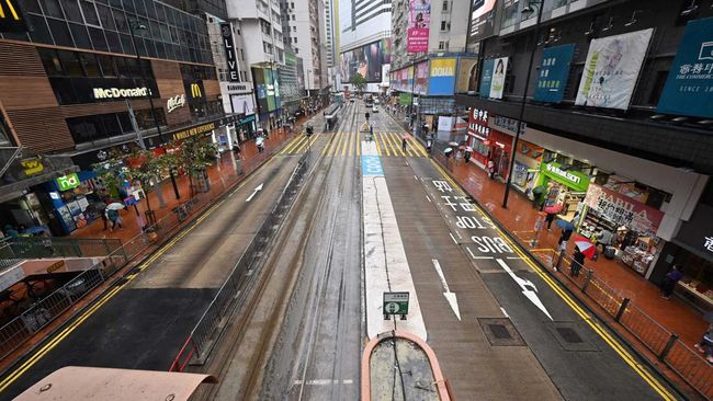Pemerintah Hong Kong telah menghapus aturan pembatasan Covid-19 untuk kedatangan internasional. Bahkan, kini Hong Kong membebaskan karantina wajib di hotel.