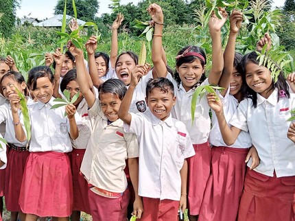 Ayo Bantu Pendidikan dan Kebersihan di Reda Meter Sumba NTT