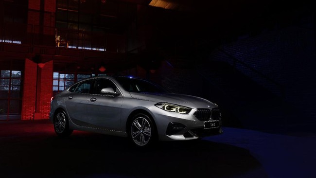 Greysia Polii, atlet peraih emas Olimpiade Tokyo 2020, disebut BMW Indonesia sebagai pelanggan pertama 218i Grand Coupe M Performance Edition.