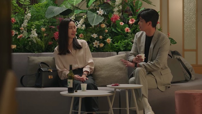 Jatuh Cinta pada Rekan Kerja Sendiri? Biar Nggak Berabe, Cek dulu Beberapa Hal Penting Ini!