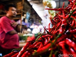 Emak-emak Bandung Wajib Tahu, Harga Cabai Merah Turun Rp 10 Ribu!