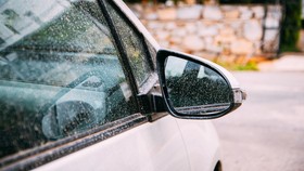 Salah Penggunaan Istilah Jamur di Kaca Mobil