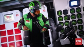 Pengemudi Ojek Online Irit Rp700 Ribu Sebulan Pakai Motor Listrik