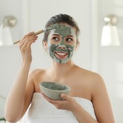 Tanpa Perawatan Mahal, Kamu Bisa Punya Kulit Glowing dengan 5 Kebiasaan Sederhana Ini