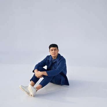 Lirik Lagu Tujuh Belas - Tulus