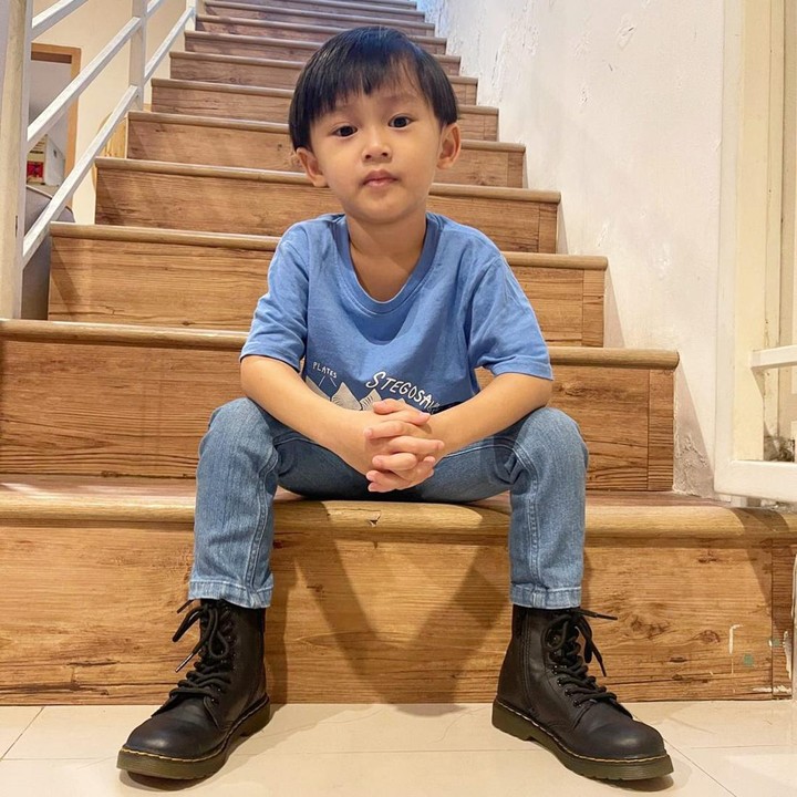 <p>Seiring dengan bertambahnya usia, Nochi terlihat makin pintar dan ganteng nih, Bunda. (Foto: Instagram @nordkiano)<br /><br /><br /></p>