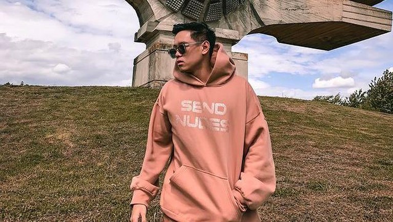 Arnold Putra