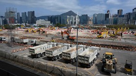 Hong Kong Kaji Lockdown, Kewalahan Terinfeksi Omicron