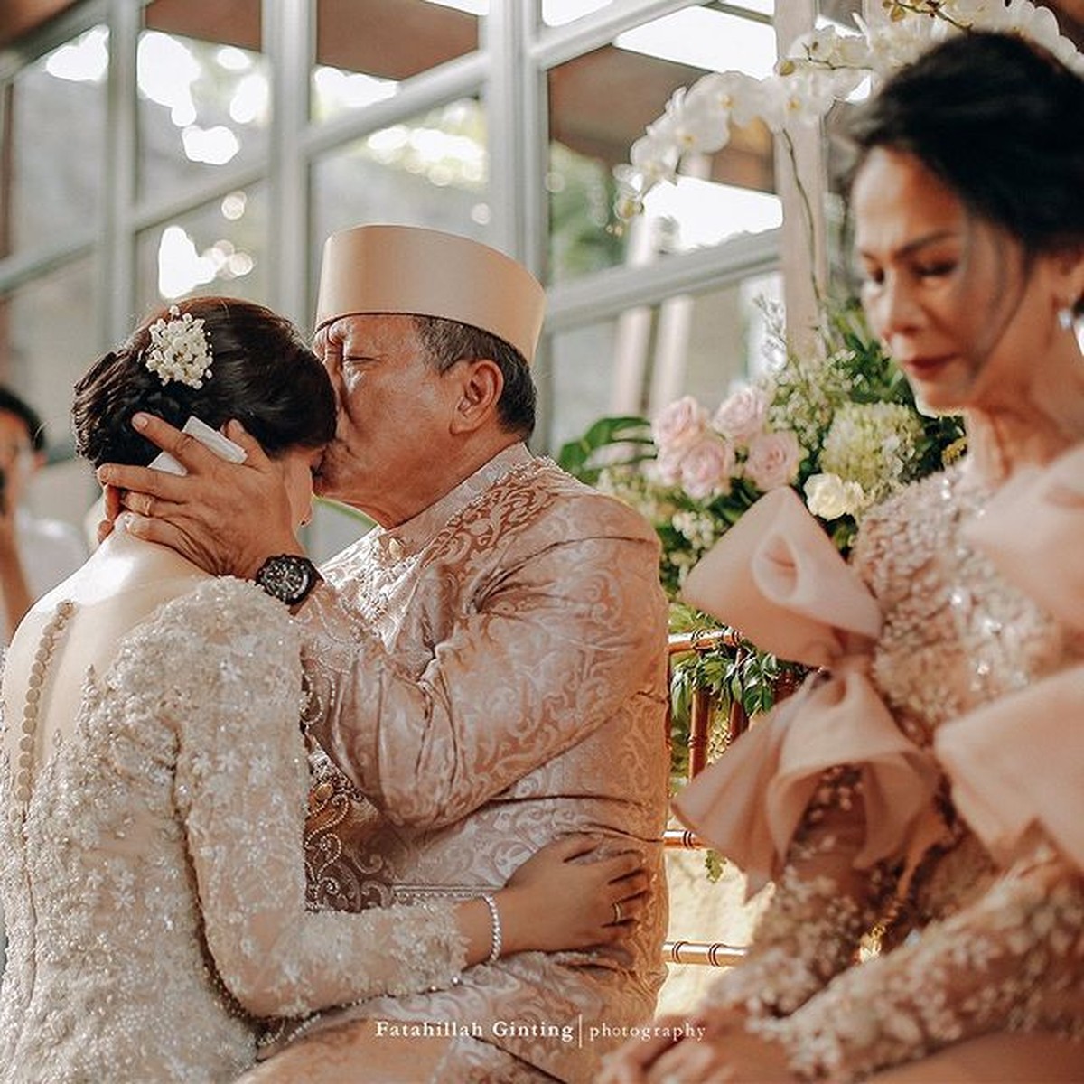 Ibunda Alyssa Soebandono dan Keluarga