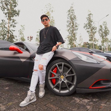 Sebelum Resmi jadi Tersangka, Ini 4 Aksi Norak dan Viral Indra Kenz