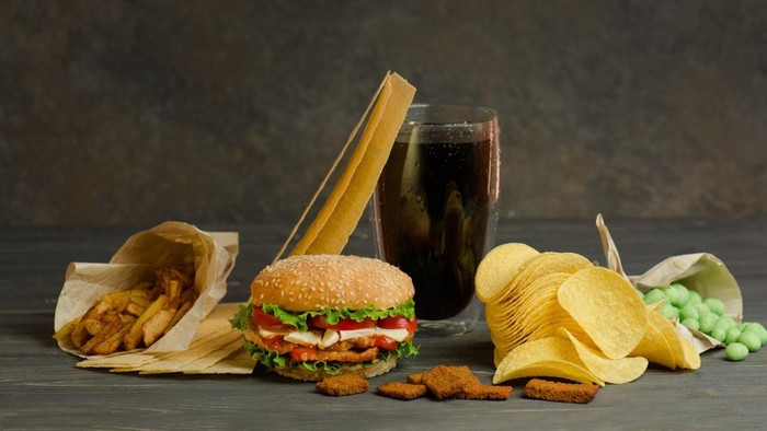 Catat! Hindari Konsumsi 6 Makanan dan Minuman Ini Jika Tak Mau Kecerdasan Otak Menurun